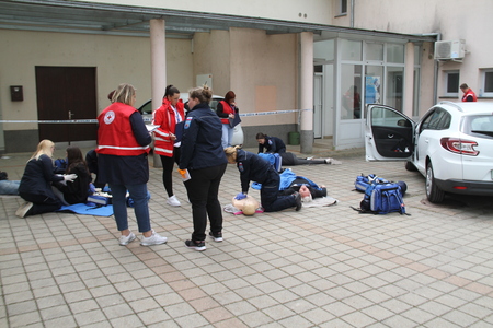 29. regijsko preverjanje usposobljenosti ekip prve pomoči Rdečega križa in Civilne zaščite v dolenjski regij (43)